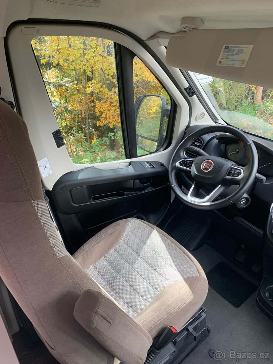 Laika Kosmo Compact 9 4