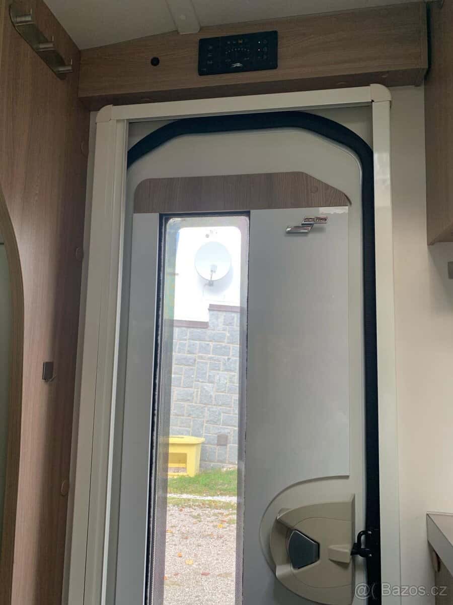 Laika Kosmo Compact 9 7