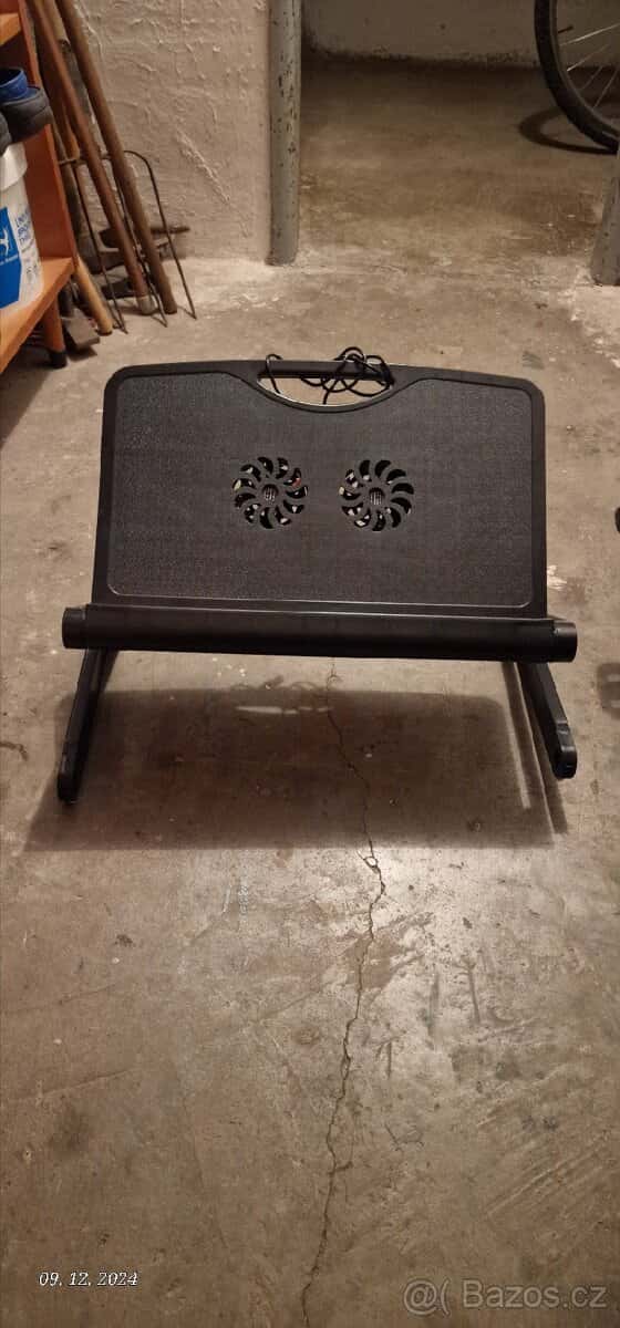 Stojan na notebook 2