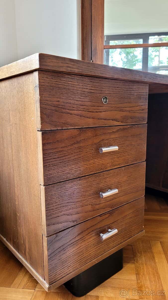 Psací stůl Halabala 3