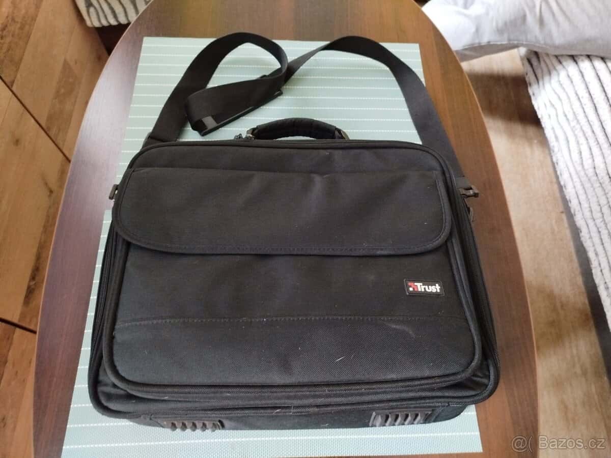 Prodej notebook HP 1