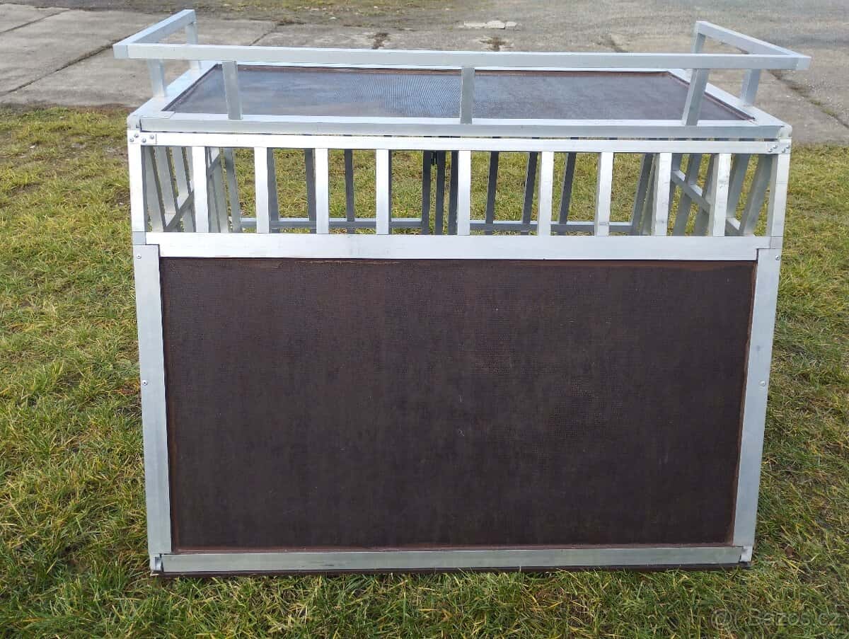 Přepravka pro psa 4