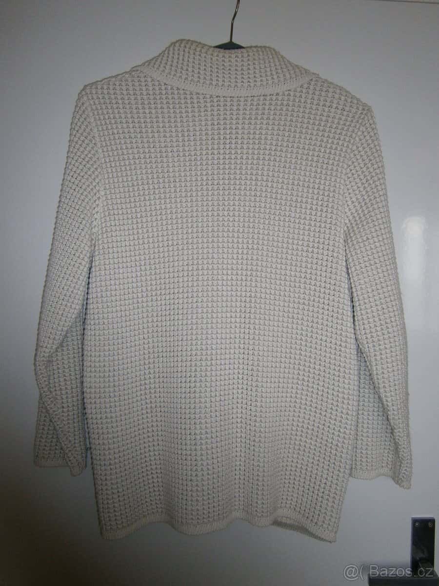 Svetr - kabátek 2