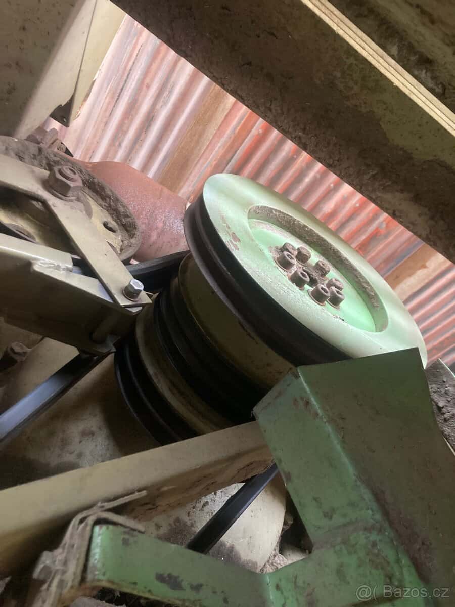 Drtič slámy e514 6