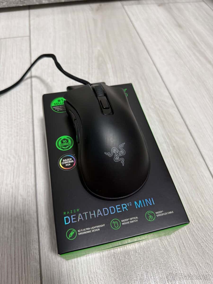 Razer DeathAdder V2 Mini 2