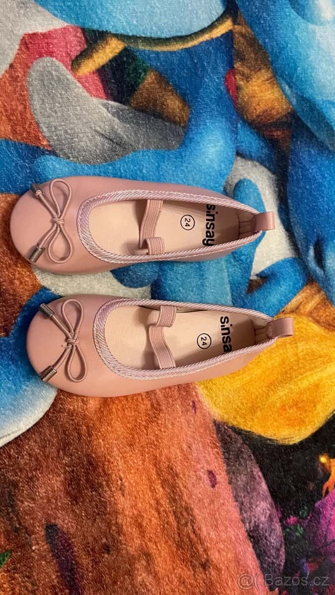 Dívčí baleríny 1