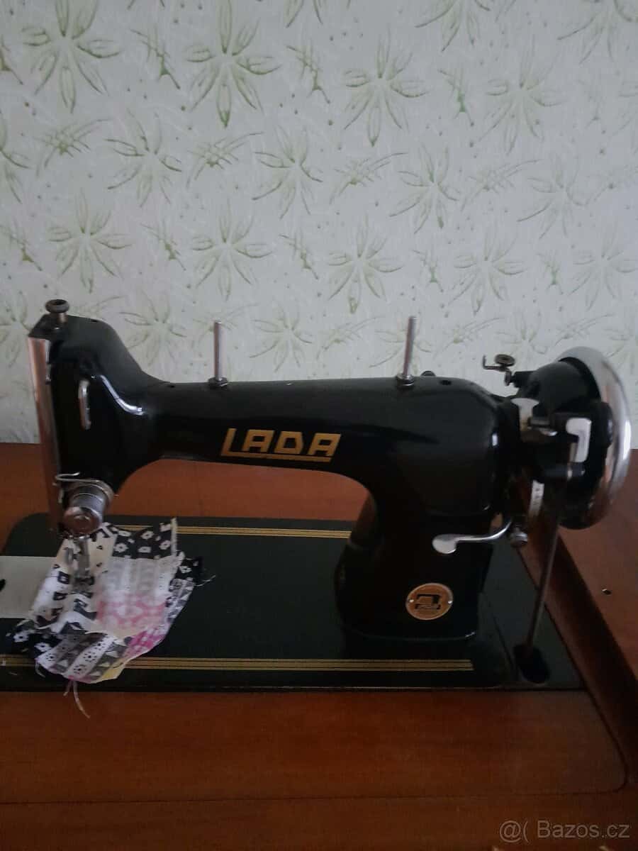Šicí stroj 1