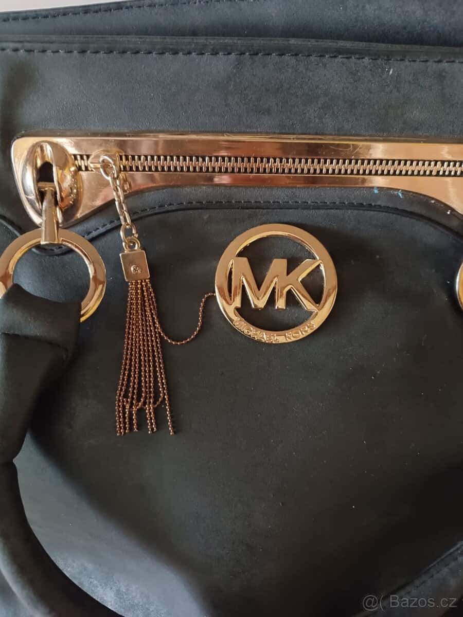 Černá kabelka MK 3