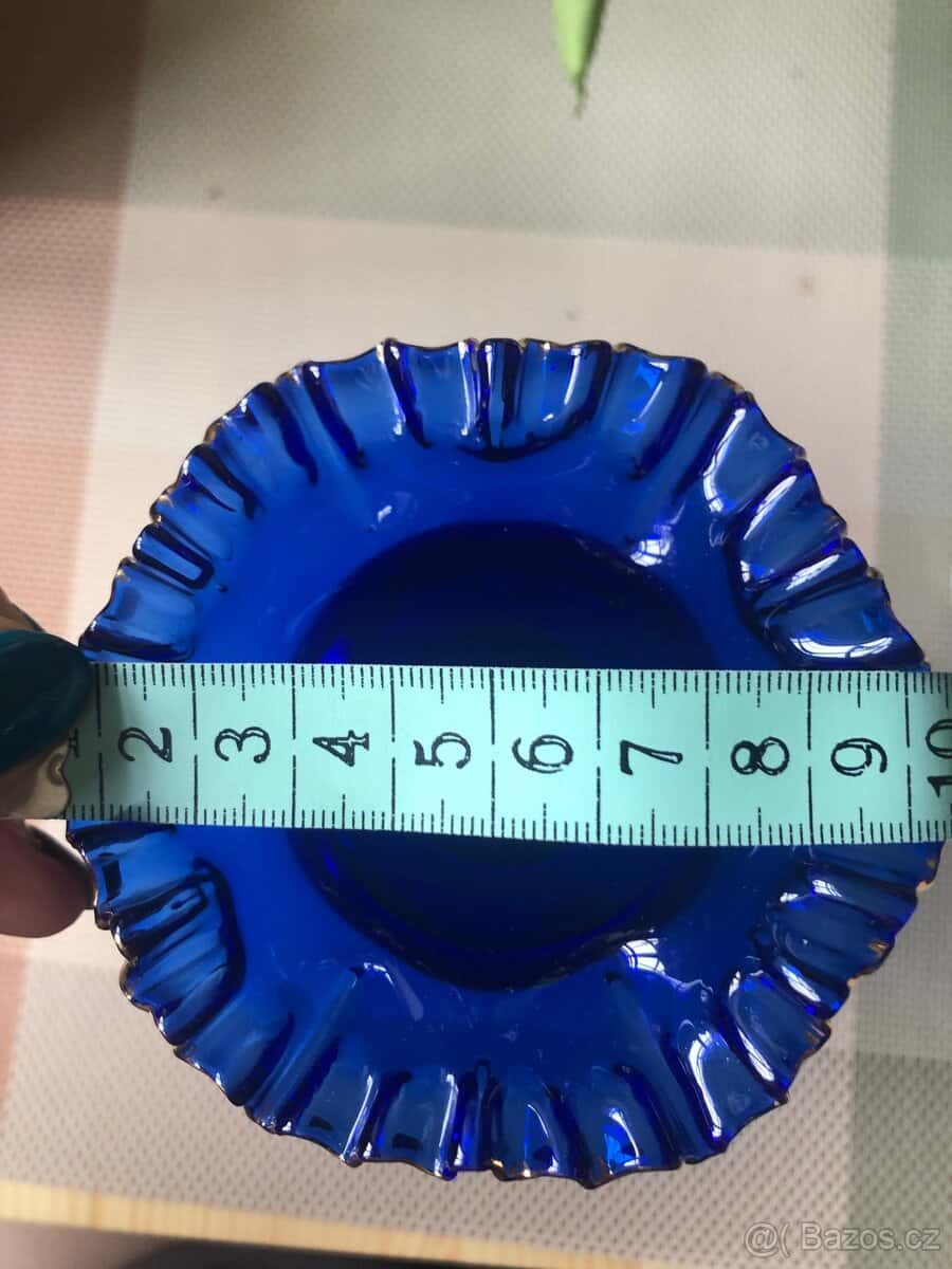 Váza modrá 4