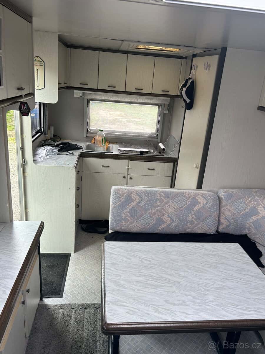 Prodam Karavan Hobby 12E 9