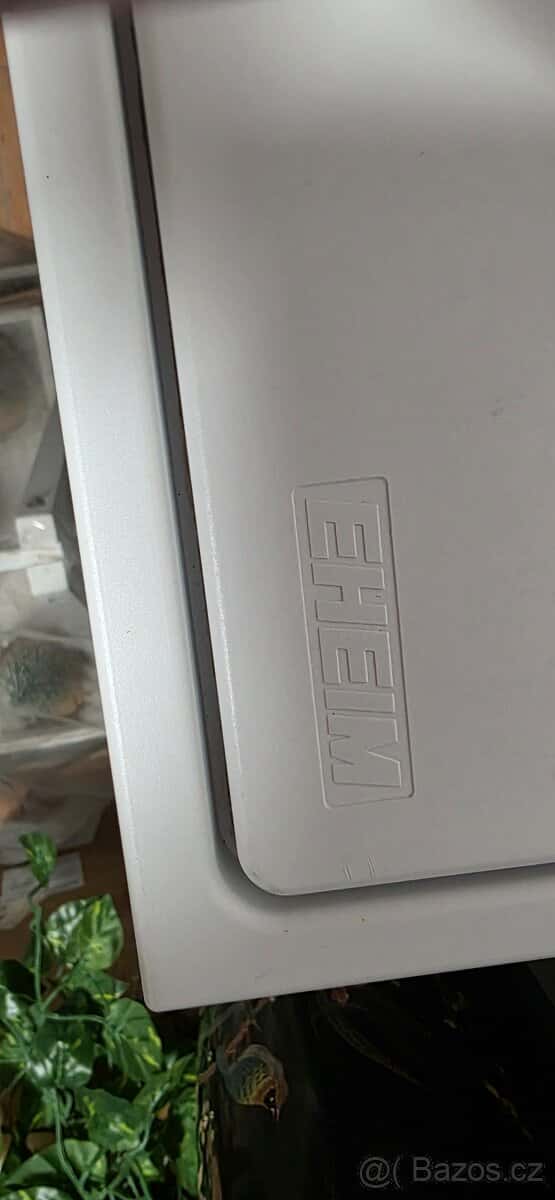 Akvárium 60l Eheim 8