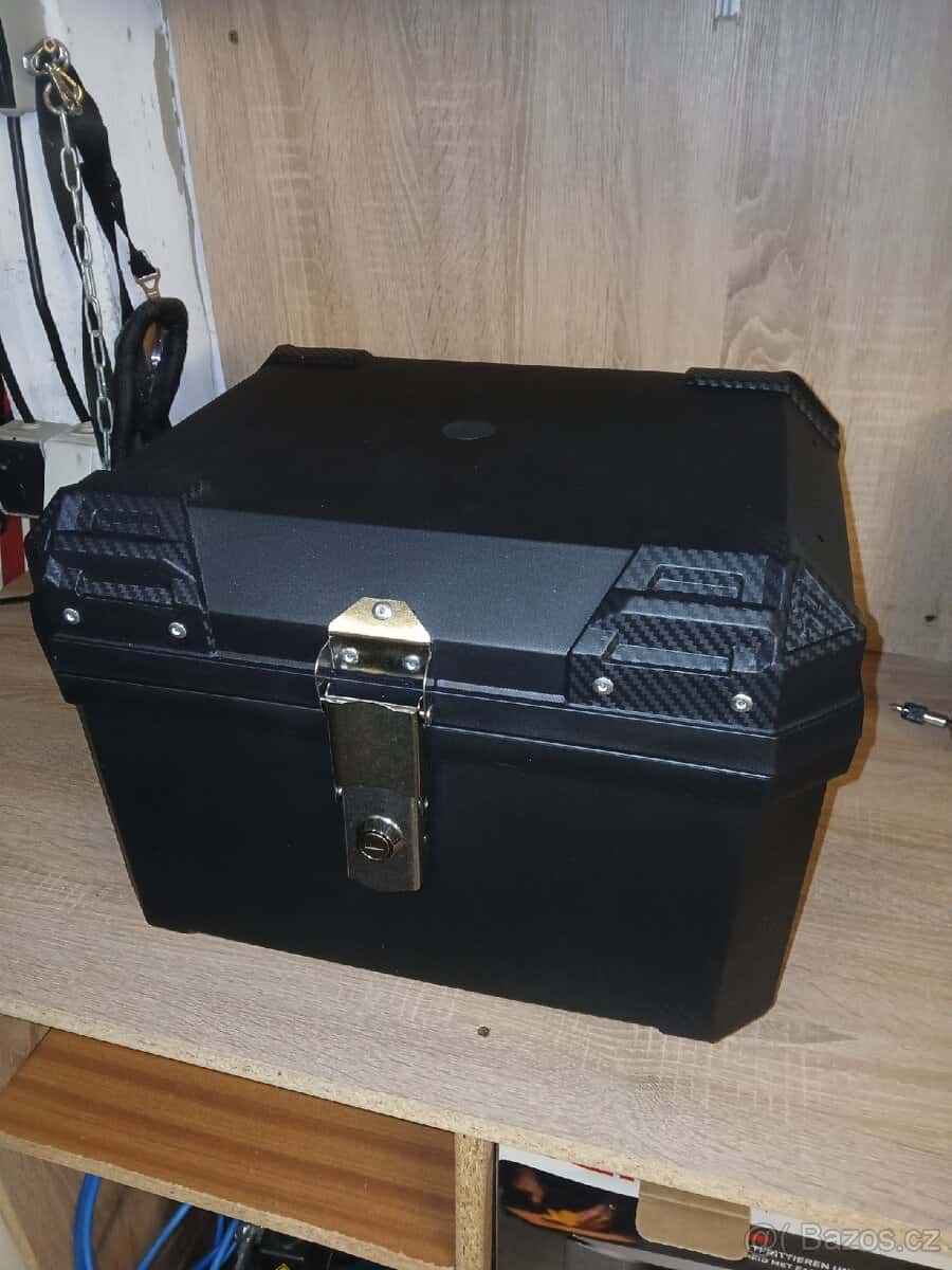 Top case plastový 1