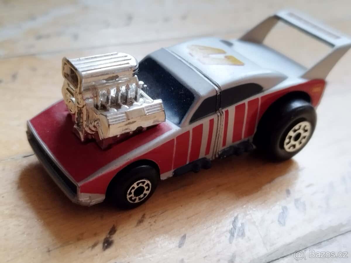 Auta modely Matchbox 2