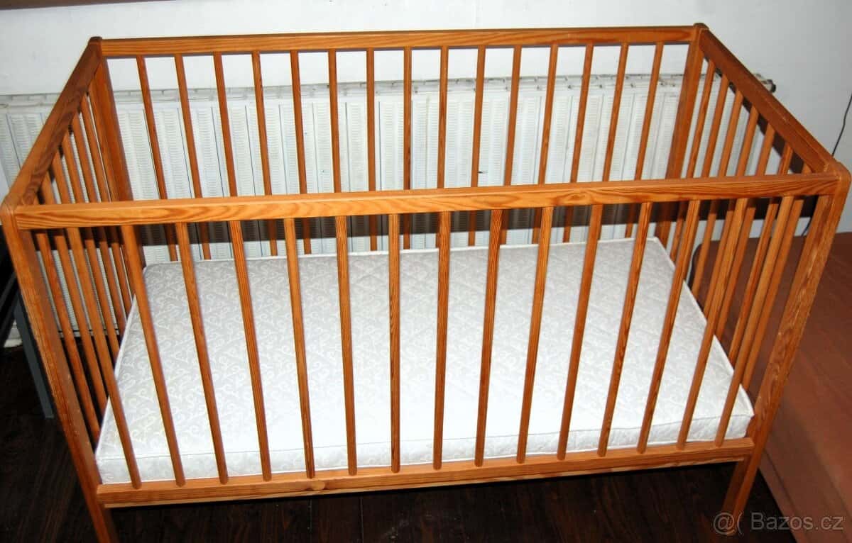 Dětská postýlka 2