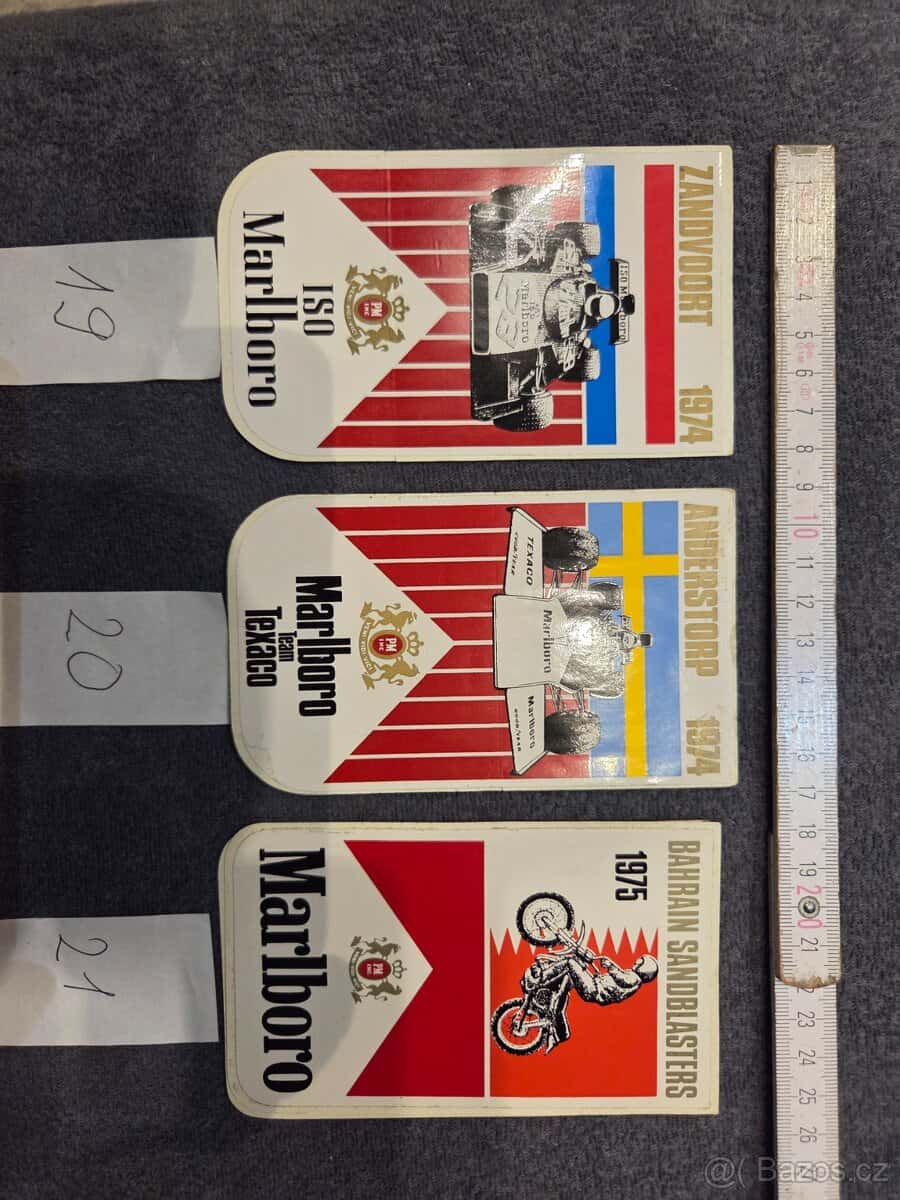 Sběratelské samolepky 3