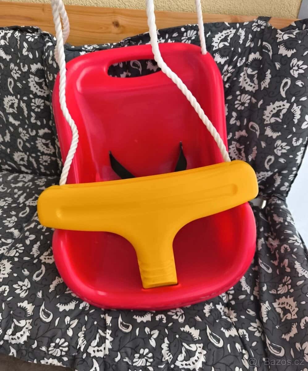 Dětská houpačka 2