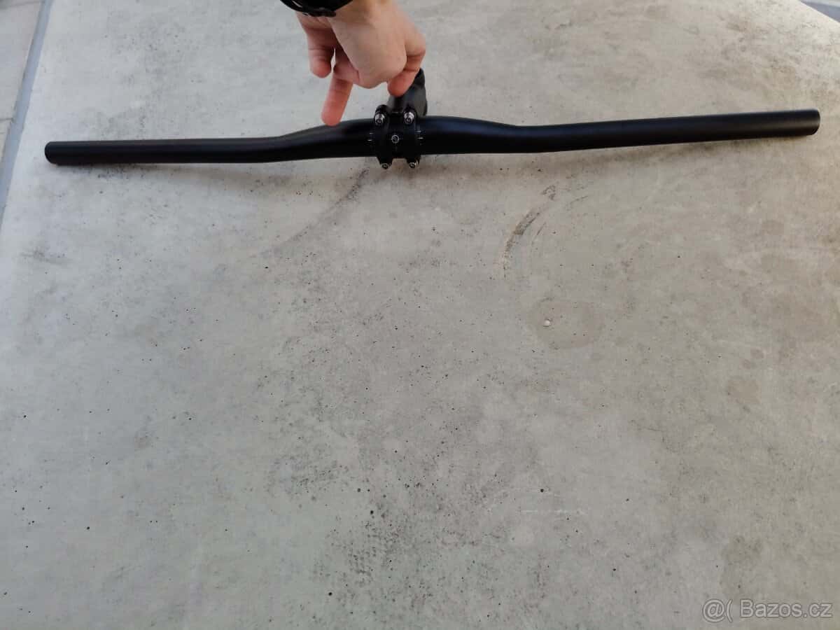 Řidítka a predstavec 4