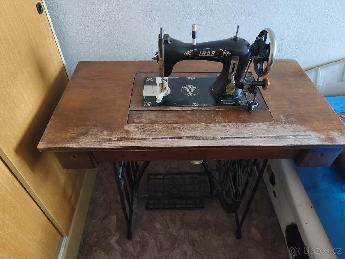 Šicí stroj 1