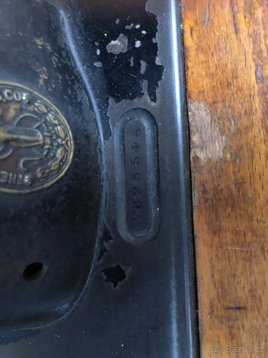 Šicí stroj Singer 3