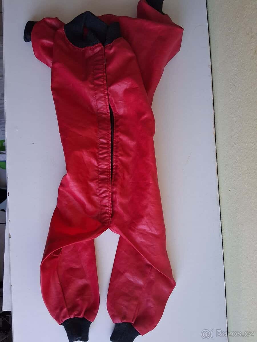 Sustakovka pro psi M 1