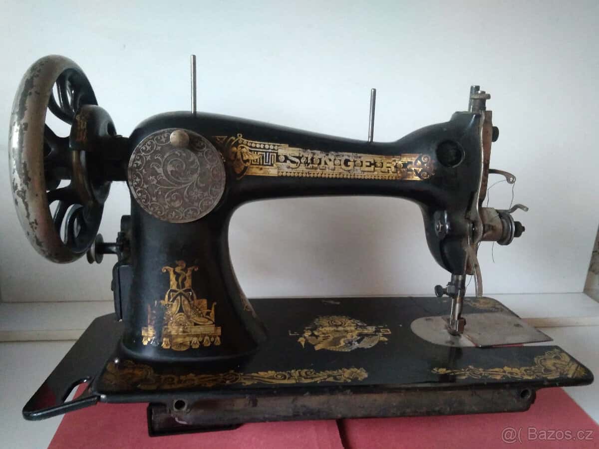Šicí stroj SINGER 1