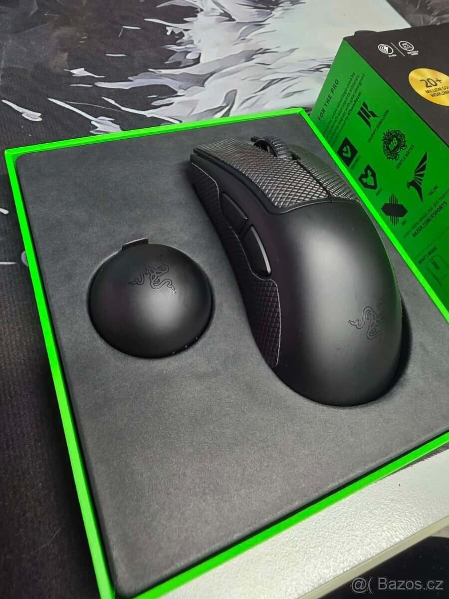 Razer DeathAdder V4 Pro 2