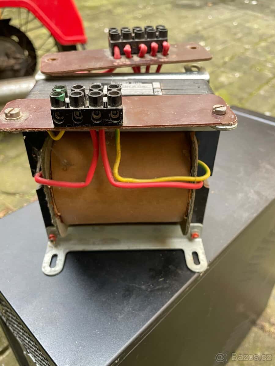 Transformátor 18V a 20,8V 1