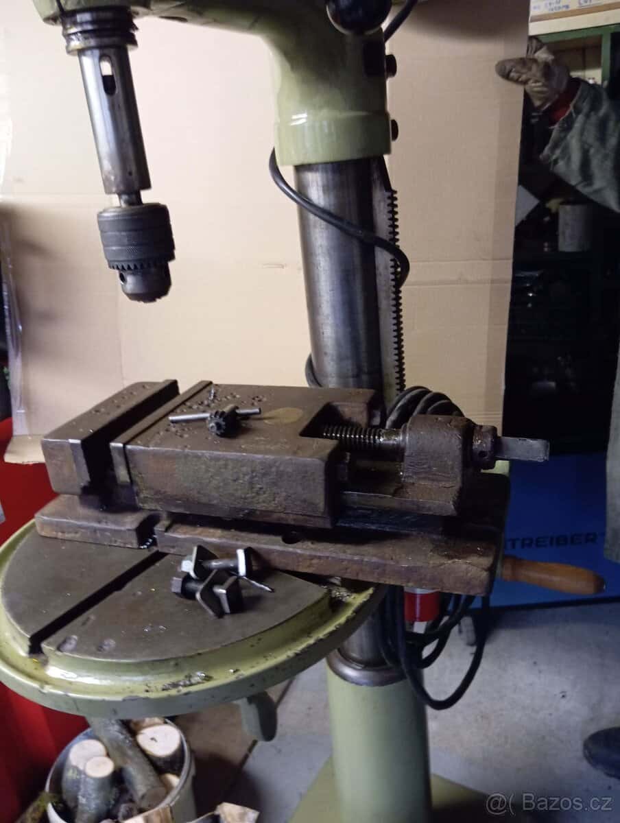 Stojanová vrtačka 6