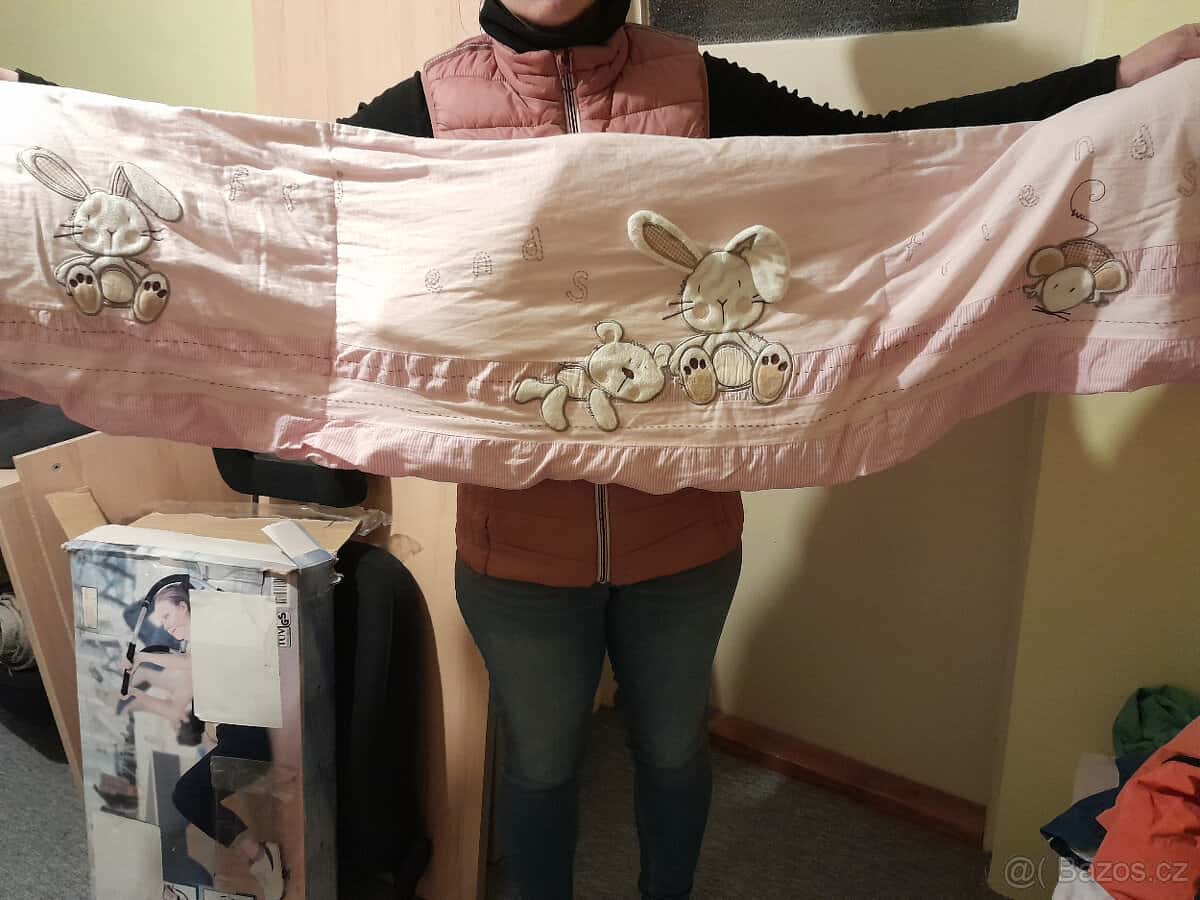 Mantinel do postýlky 2