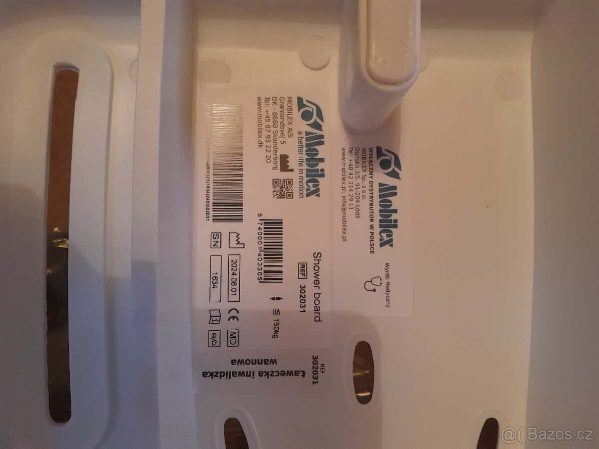 Koupelnová lavice 3