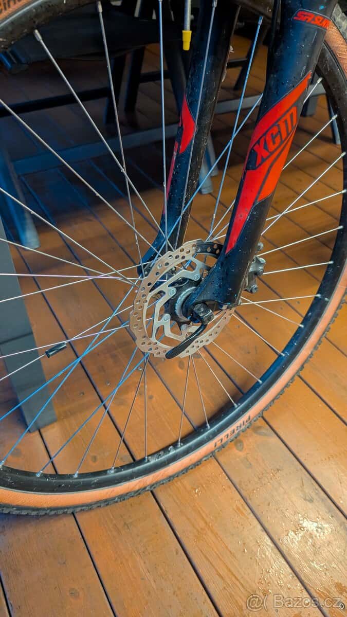 Specialized Rockhopper 29" 12