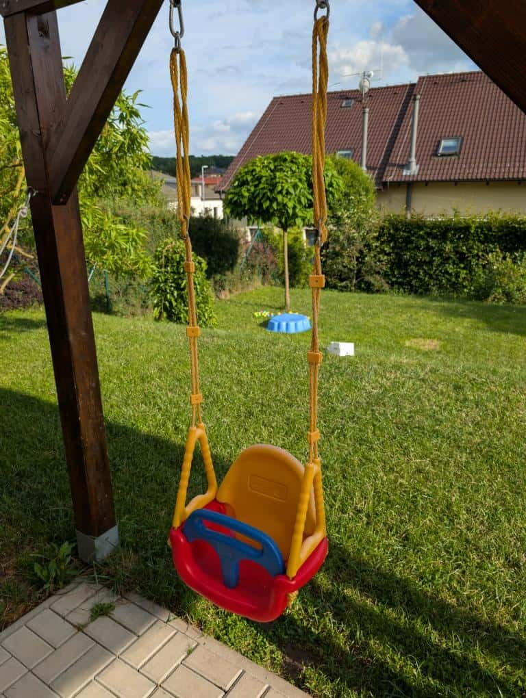 Dětská houpačka 1