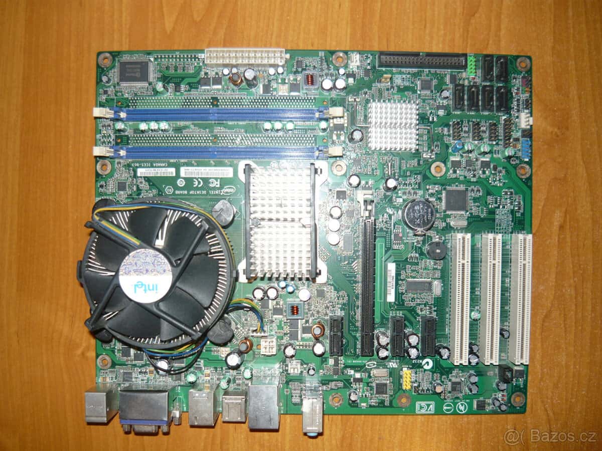 Intel DG43NB socket 775 1
