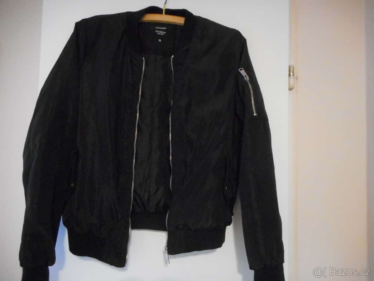 Bunda černá 3