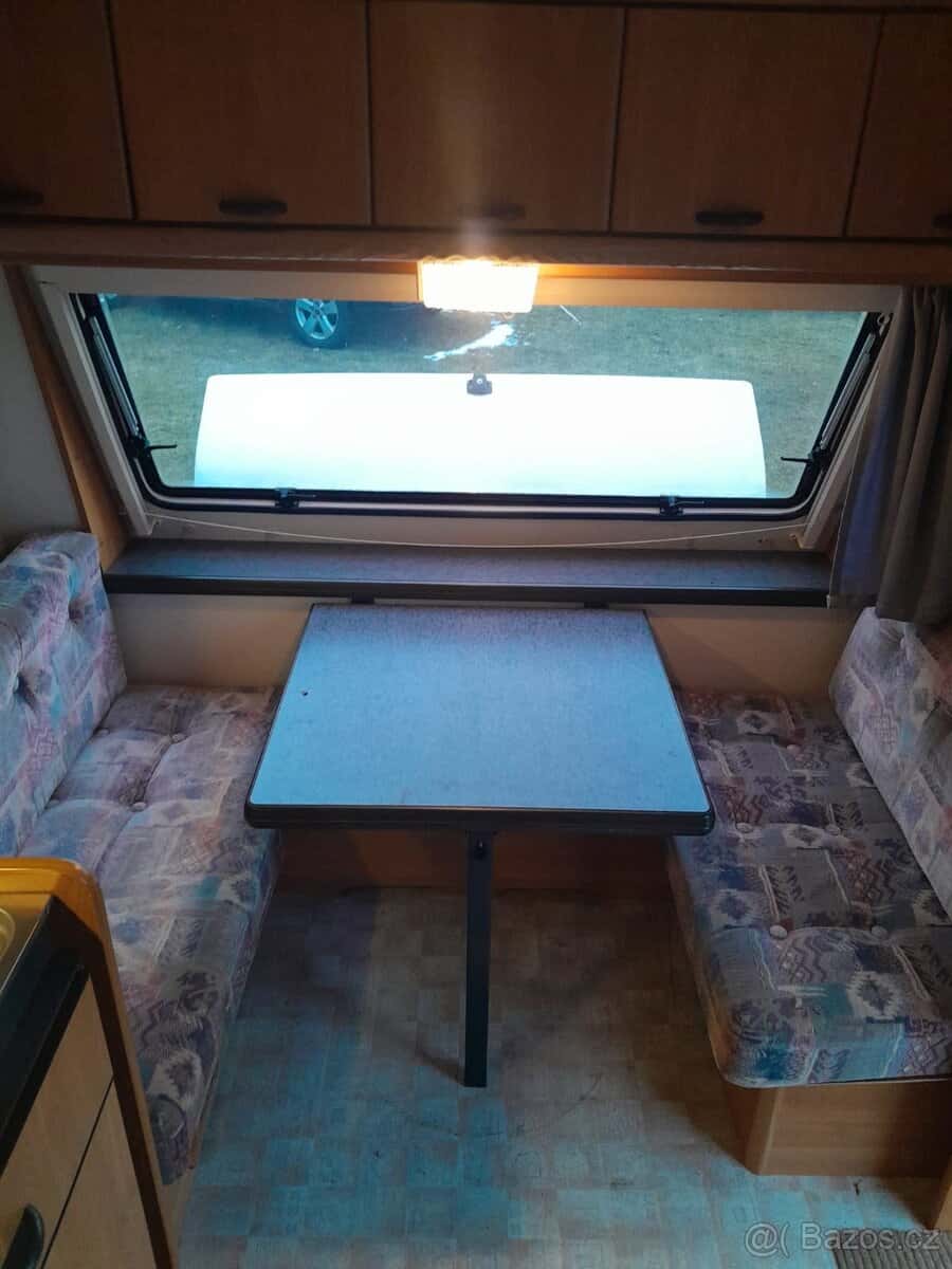 Karavan Hobby de Luxe 8