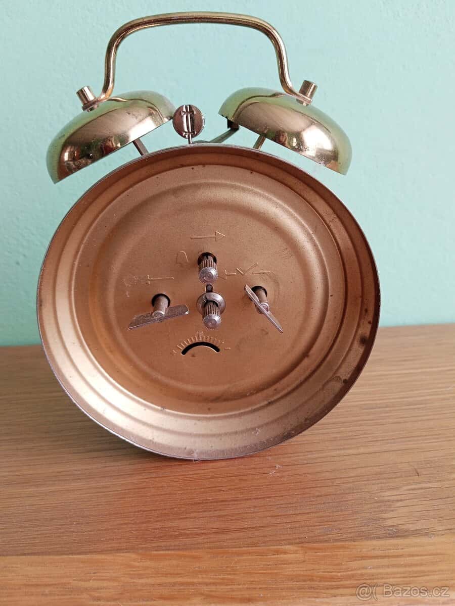 Retro budík 2