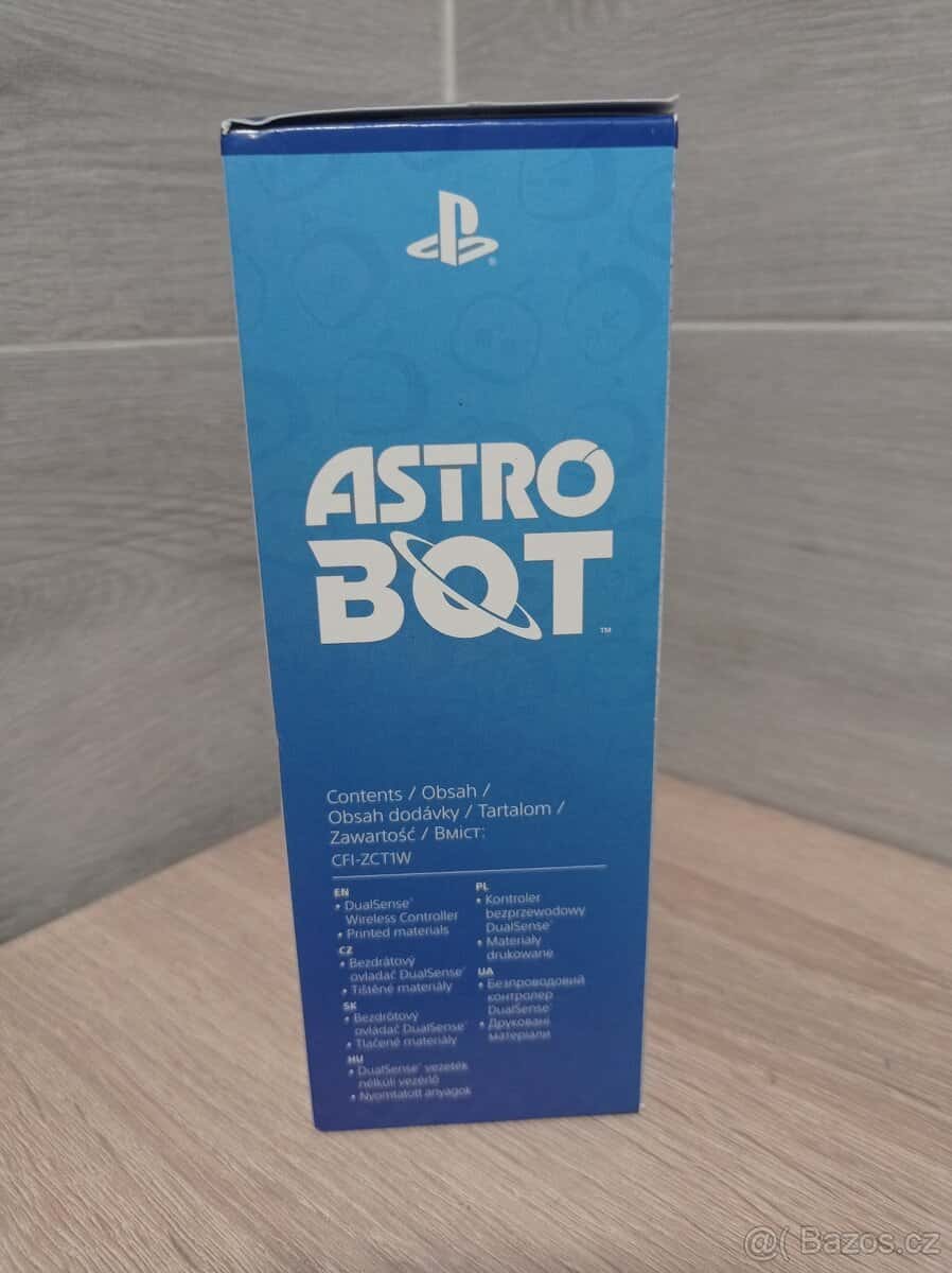 PS5 Dualsense Astro Bot 4