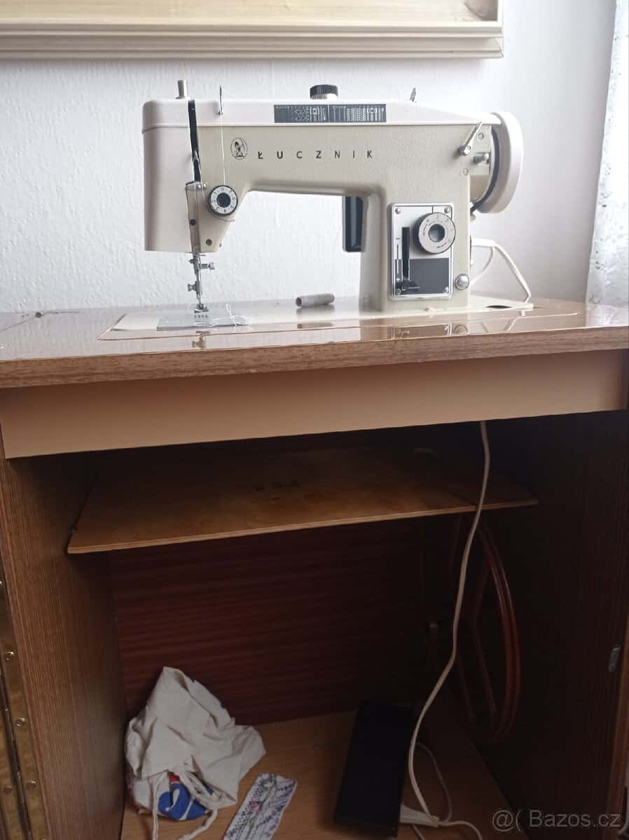 Šicí stroj 3