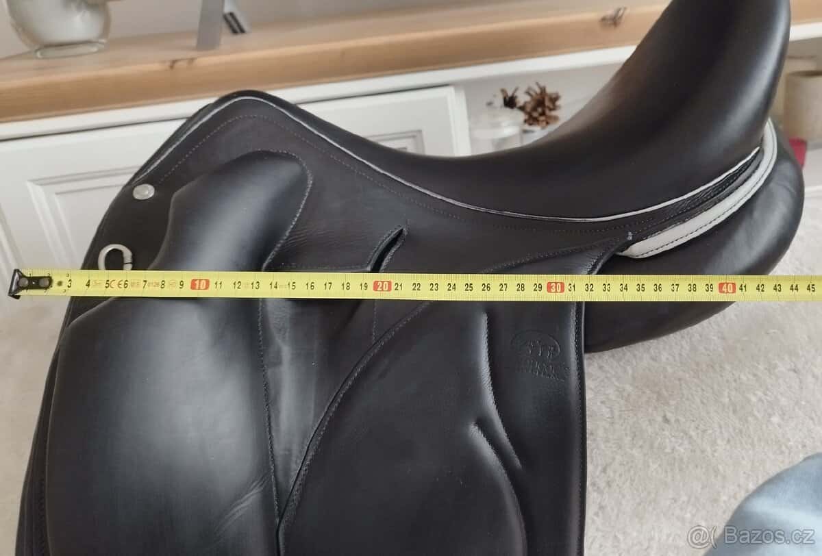 Drezurní sedlo Devoucoux 3