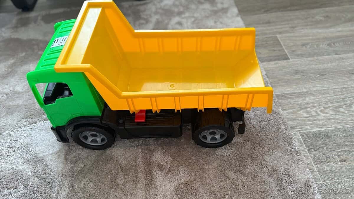 Prodám auto Tatra 3