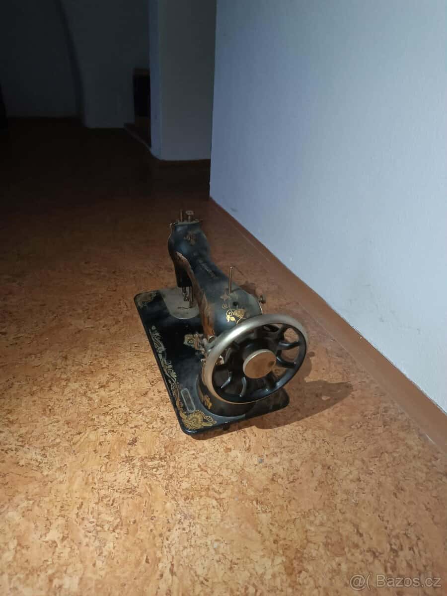 šicí stroj Singer 3