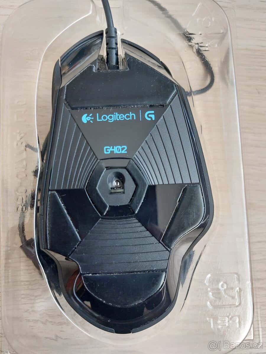 Logitech G402 4