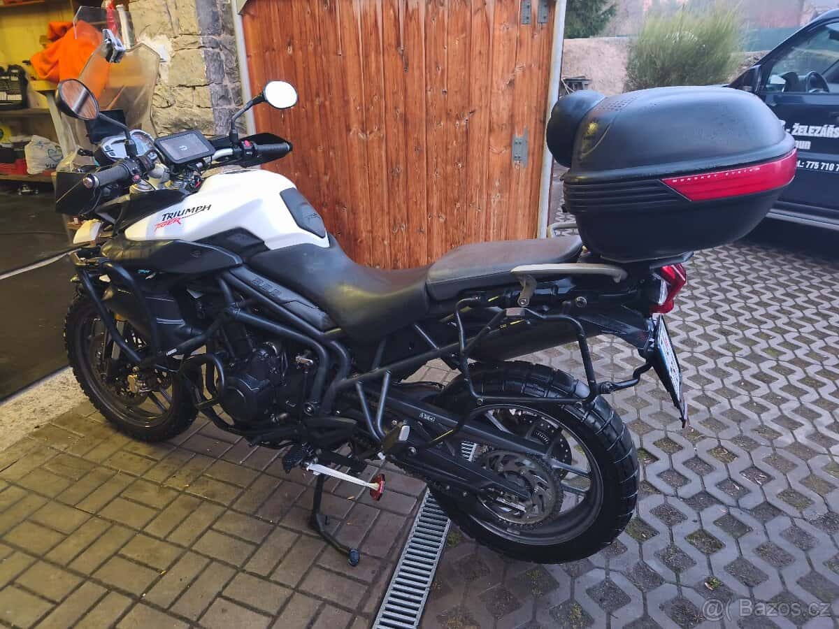 Triumph Tiger 800 4