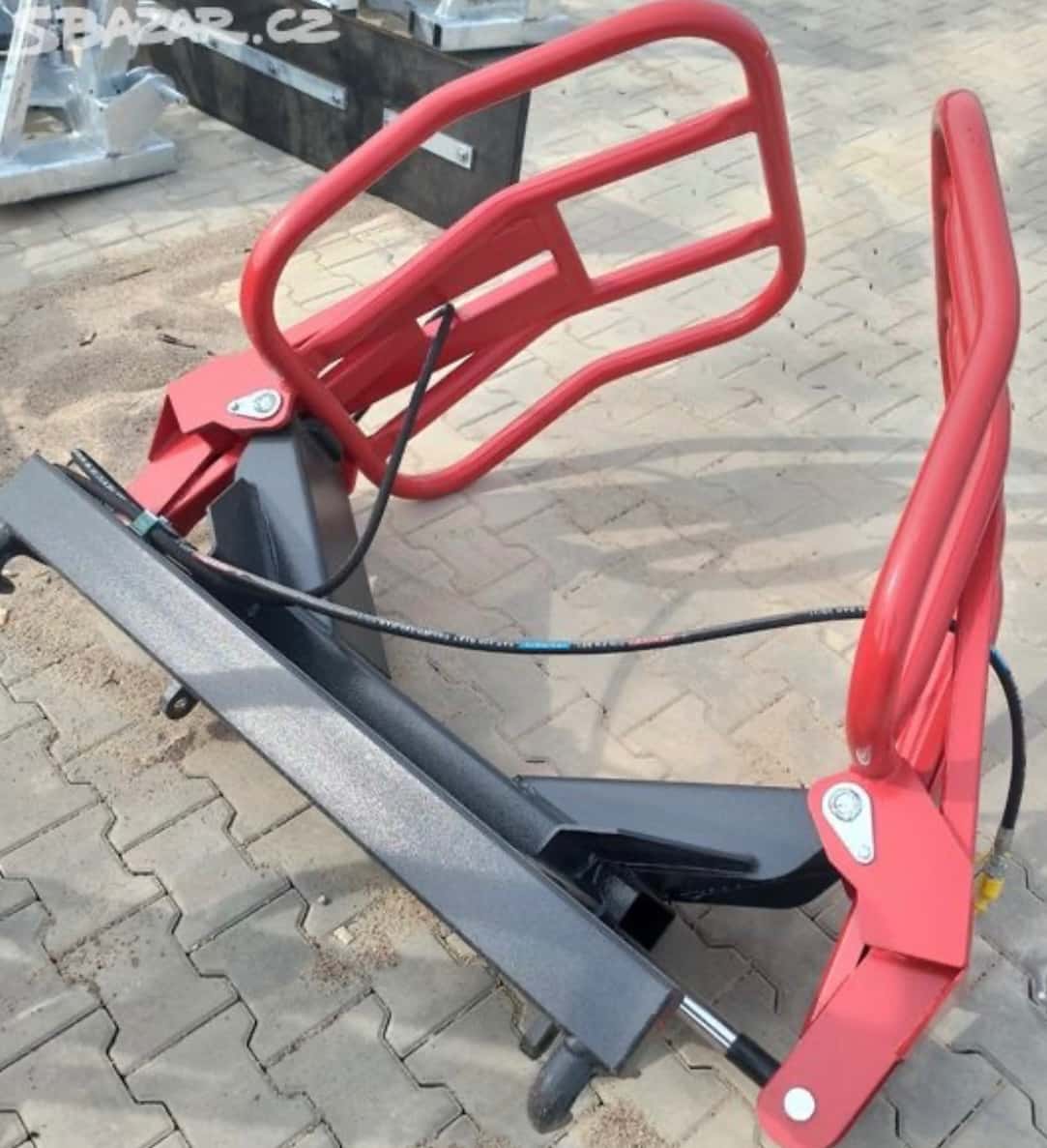 Kleště na balíky 2