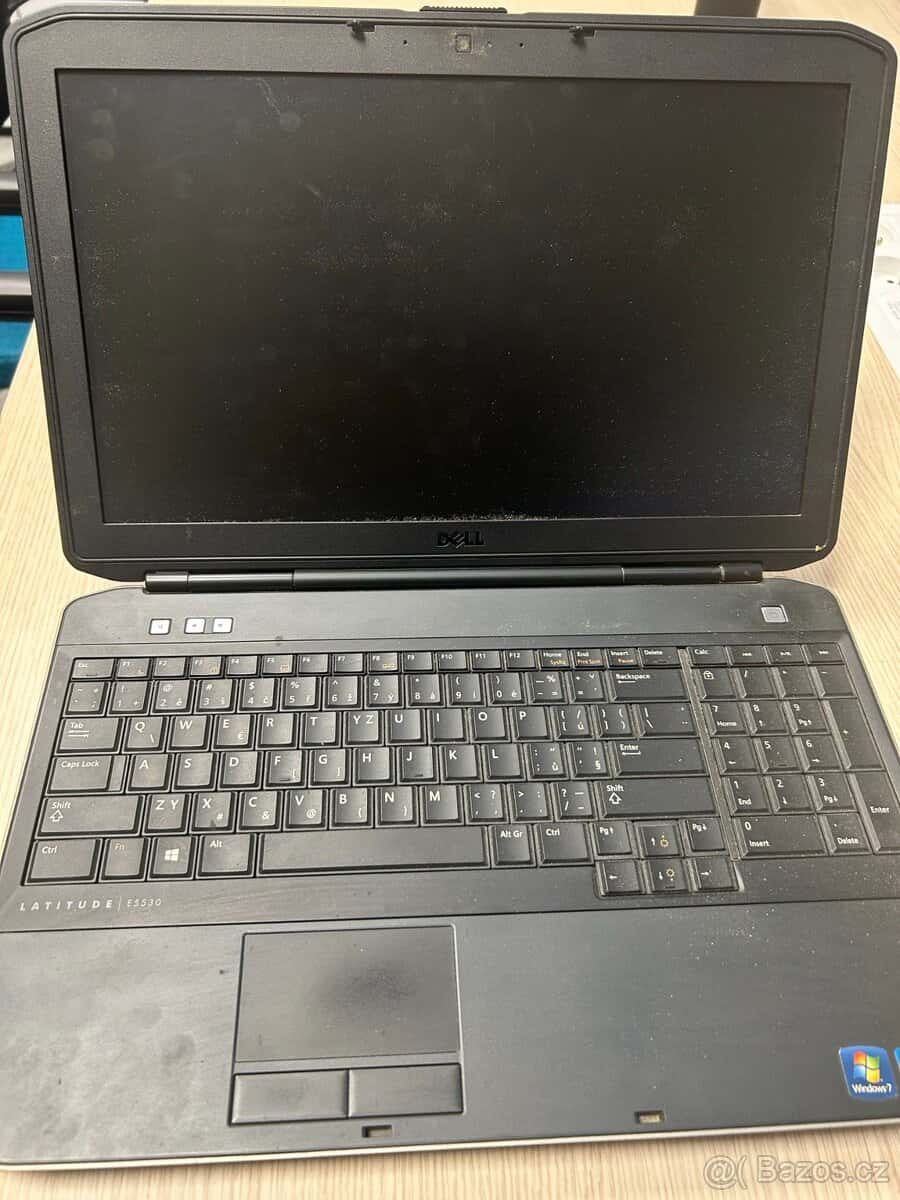 DELL Latitude E5530 1