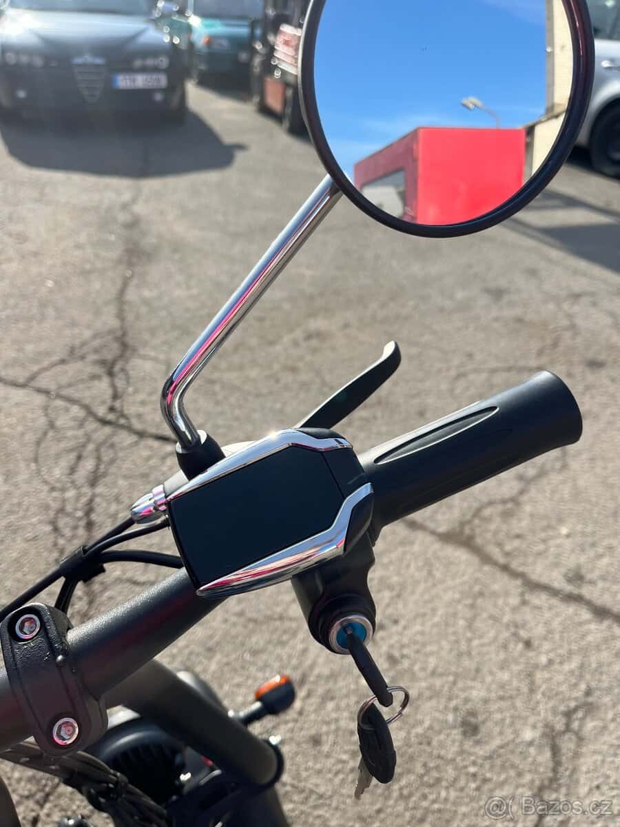 Elektrokoloběžka 7