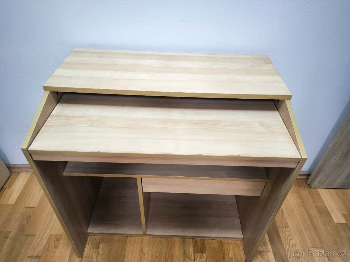 Malý stůl 2