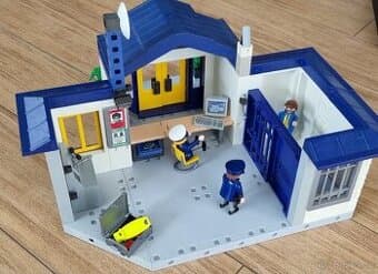 Playmobile policejní stanice