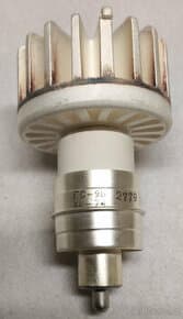 Mikrovlná trioda  GS-9B / ГС-9Б