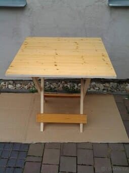 Prodám skládací stůl ze dřeva, 75x78,5cm (č.4)